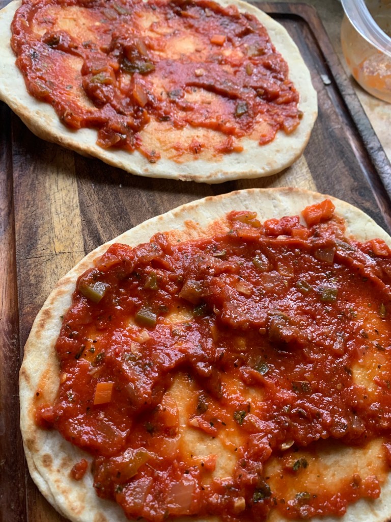Marinara topping for naan pizza